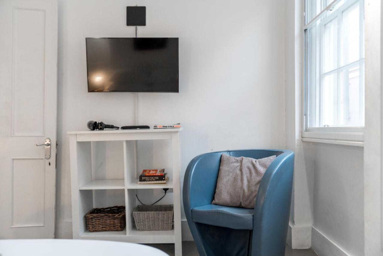 Trendy Apartment In Central Soho - Piccadilly ロンドン エクステリア 写真